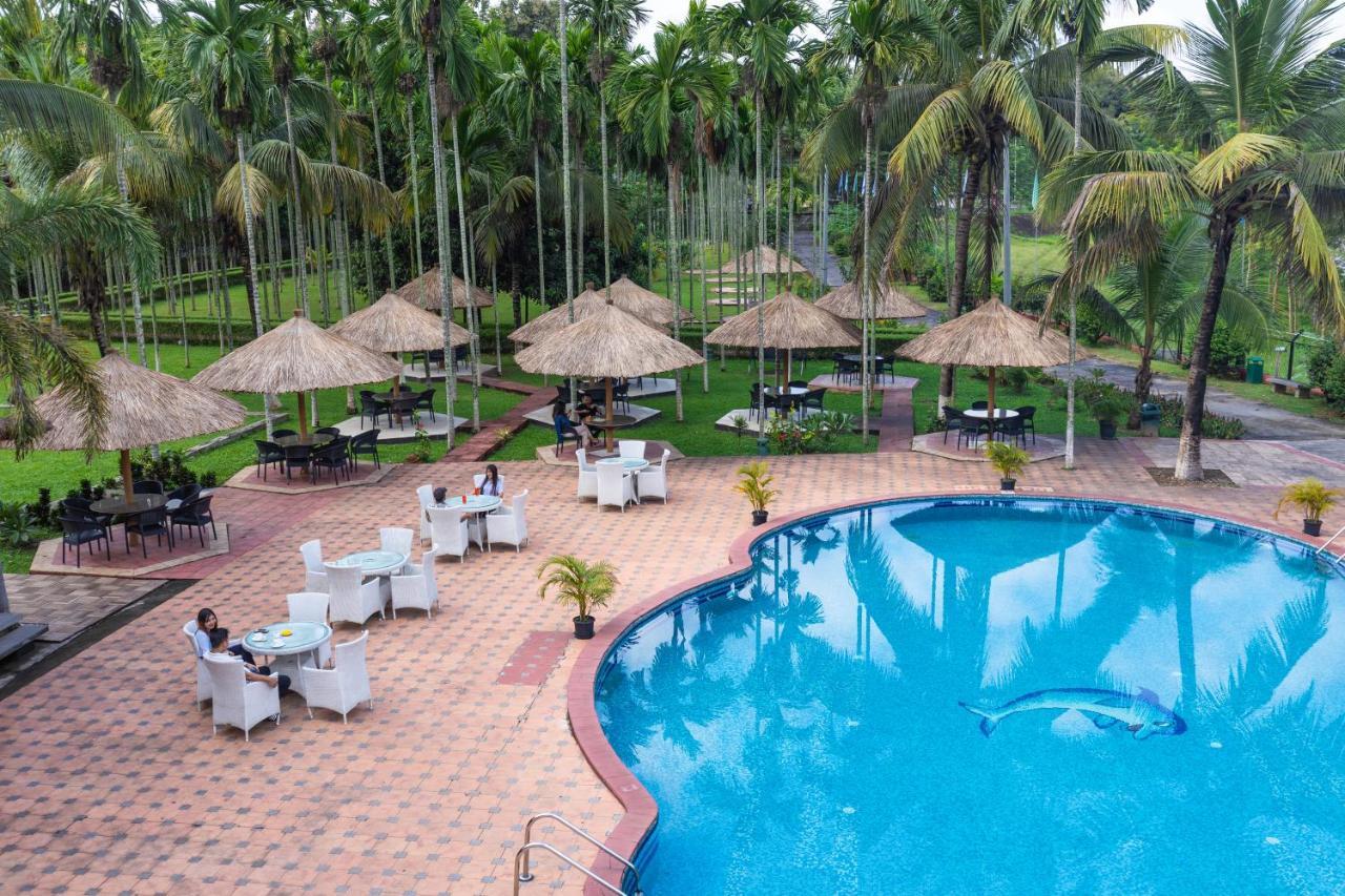 Zone Niathu Dimapur By The Park Hotell Exteriör bild